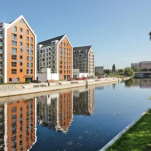 Nowa Motlawa Spa, Pool, Gym & Parking By Downtown Lägenhet